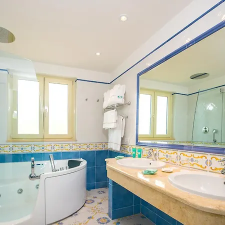 Del Golfo Отель 4*